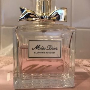 Miss Dior blooming bouquet